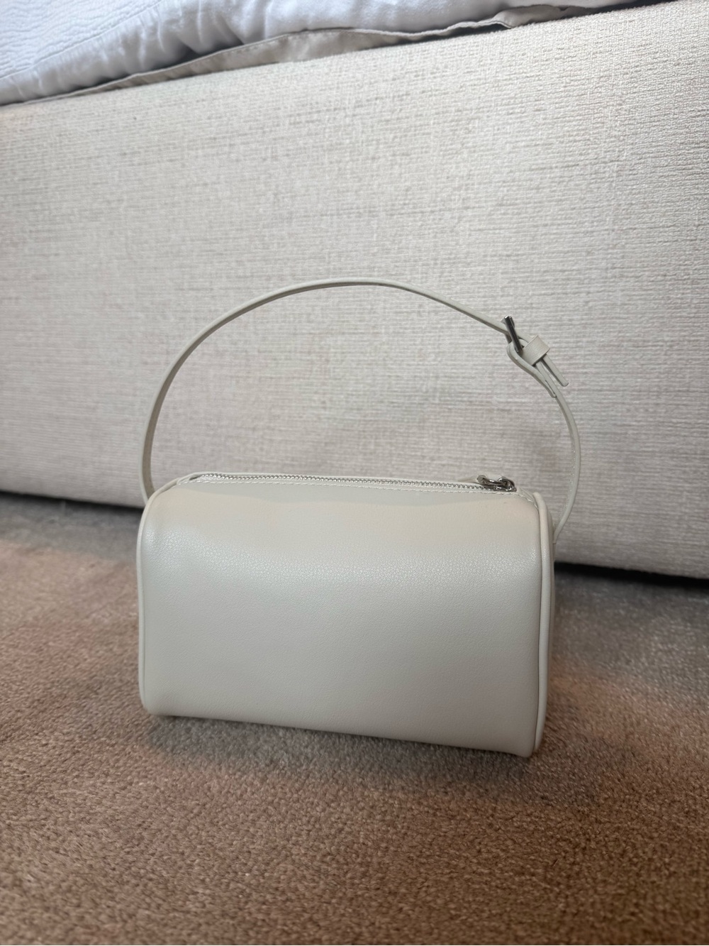 The Row Inspired 90s bag in Cream white purse pristine condition - Picture 6 of 8
